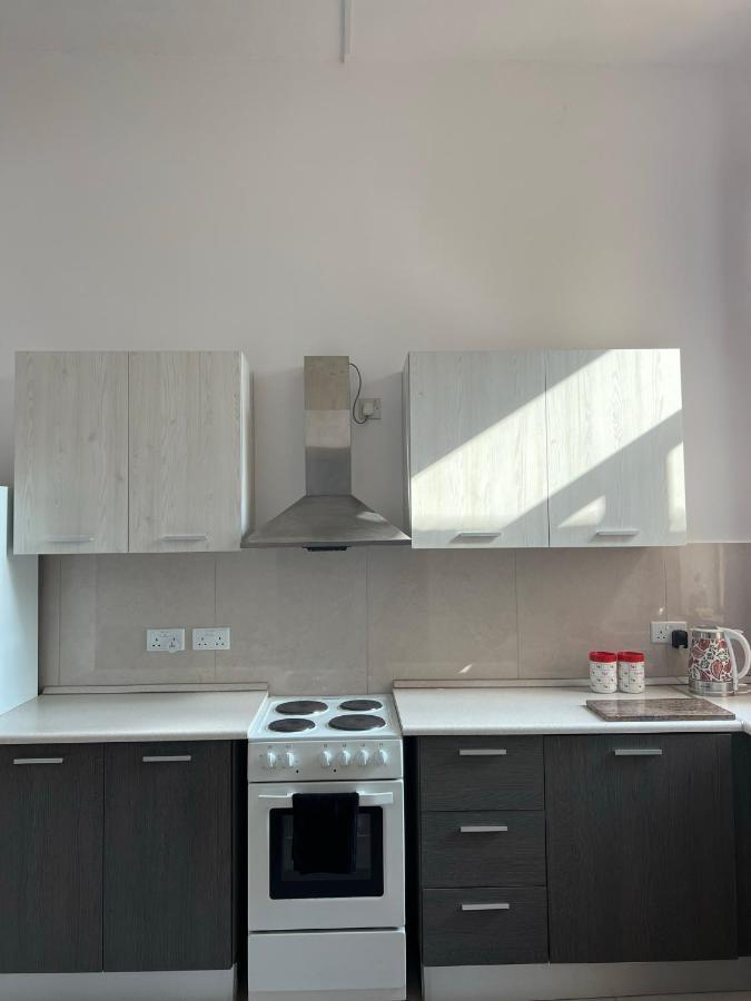 Room With Private Bathroom Sliema Exterior photo